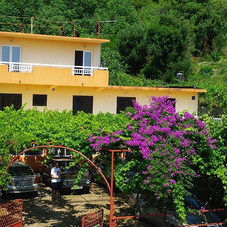 Villa Elvira غراداك المظهر الخارجي الصورة
